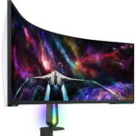 ⁦Lumen Gaming : 4K Screen Monitor + Articulated Arm Complete Setup⁩ - الصورة ⁦2⁩